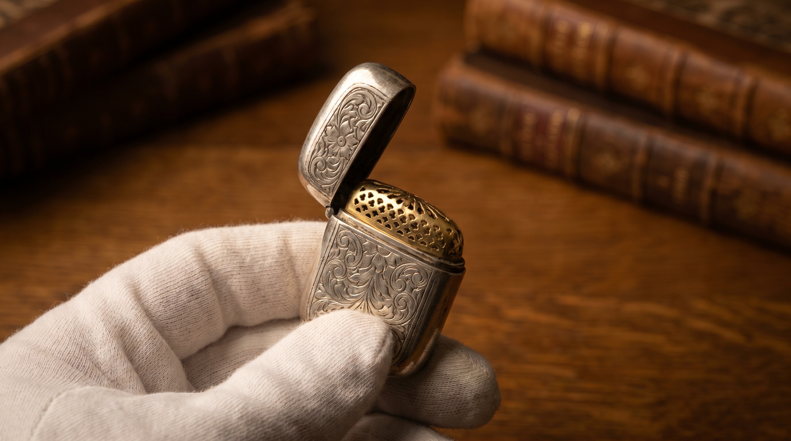 Antique sterling silver vinaigrette with pierced gilt grille — Mozeris Fine Antiques