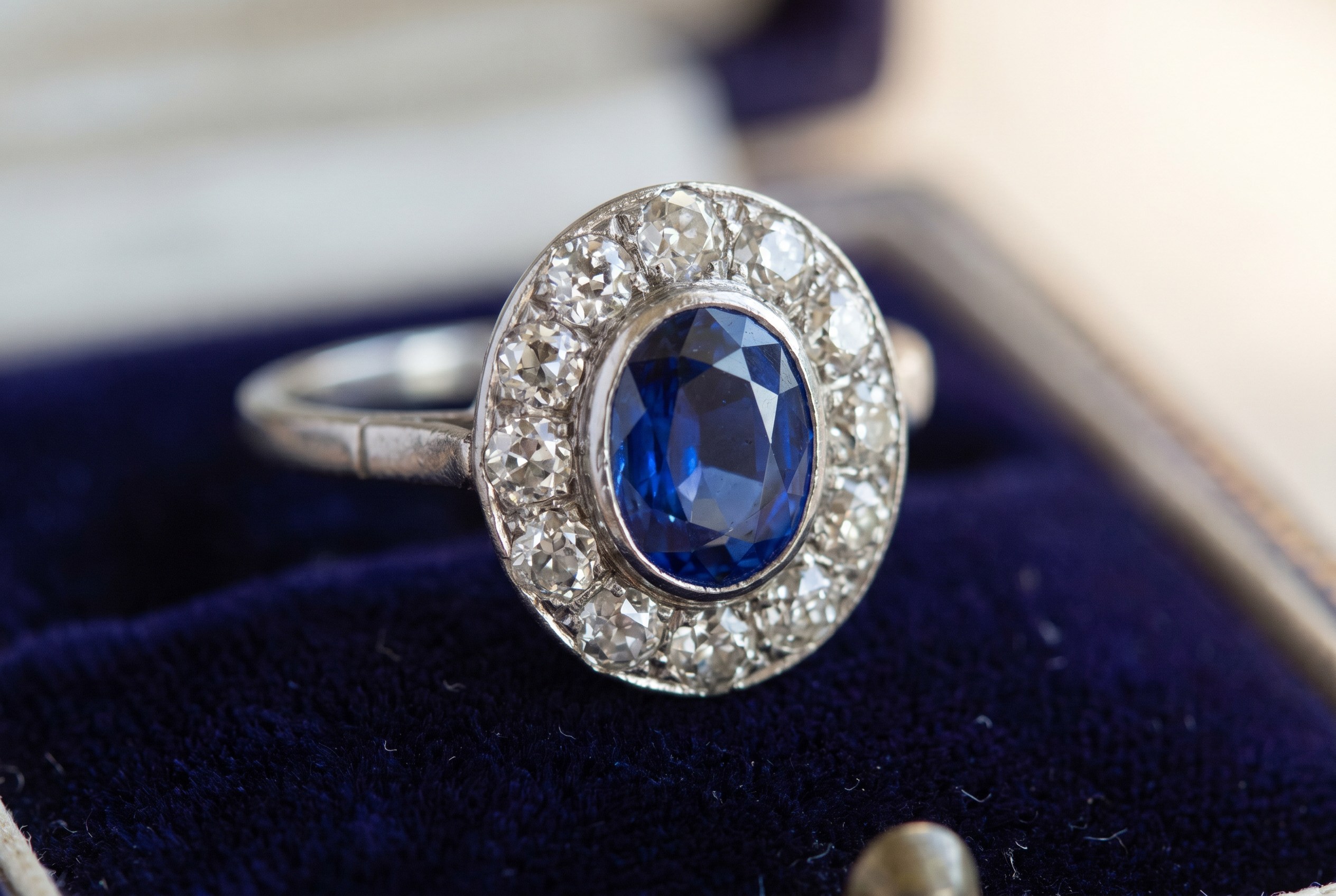 Antique sapphire and old-cut diamond cluster ring