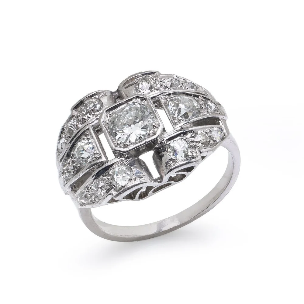 The Art Deco platinum old European cut diamond ring at an angle