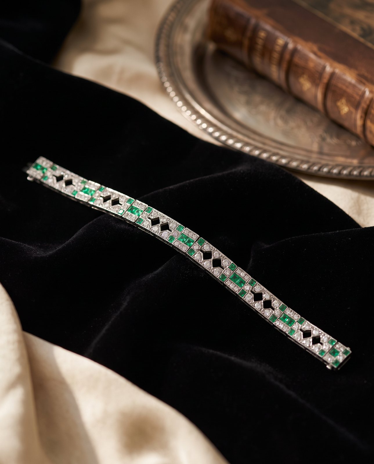 Mauboussin Art Deco Platinum Emerald and Diamond Bracelet, 1920s