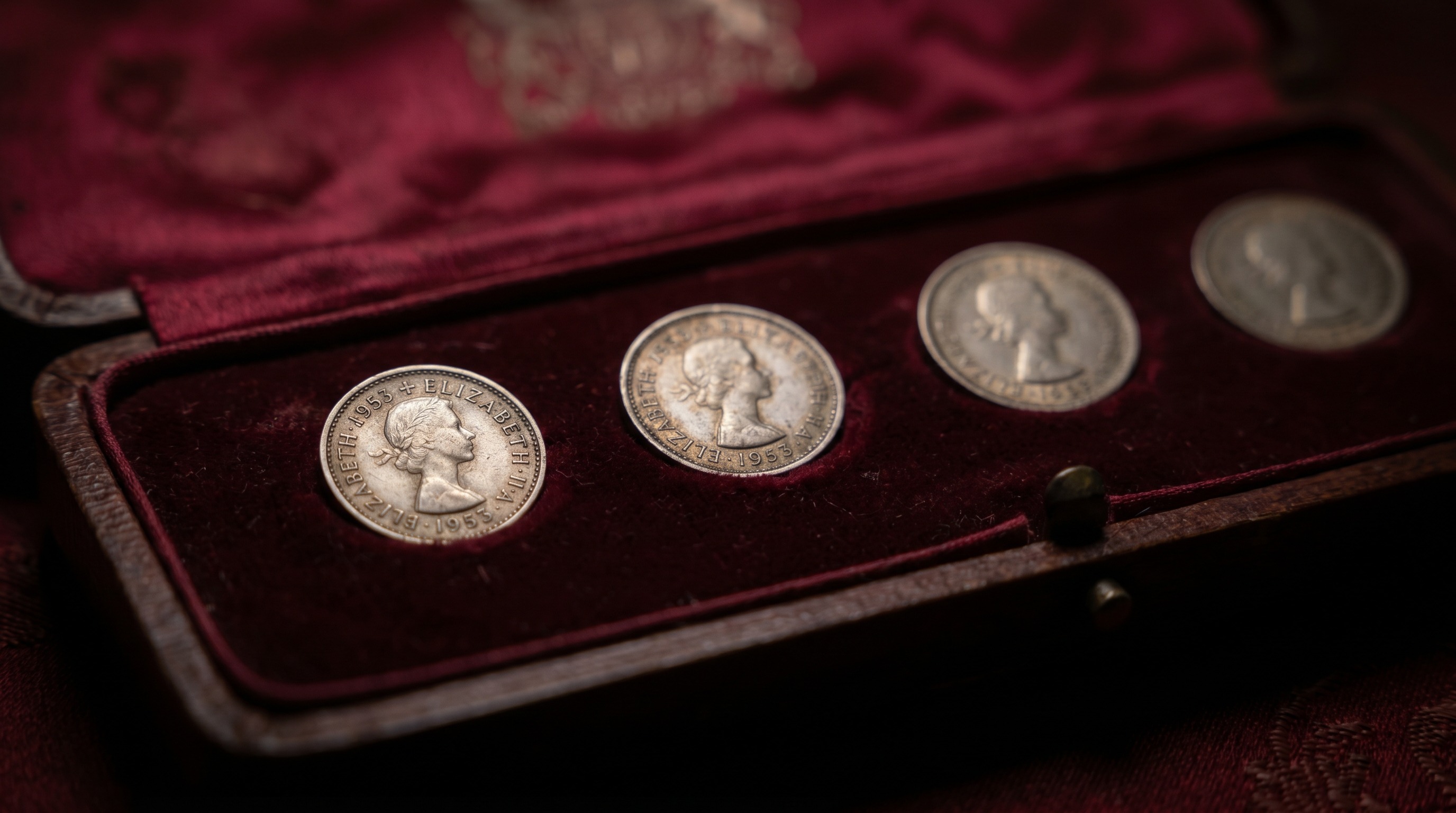 British silver Maundy money set in a presentation case — Mozeris Fine Antiques